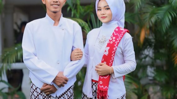 Rahmat & Desy