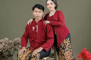 Selvi & Riki