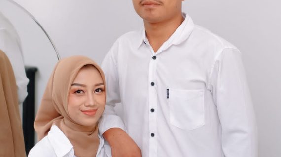 Novita & Budi