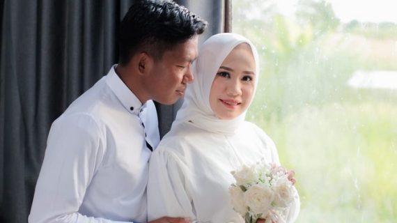 Laili & Akhmad